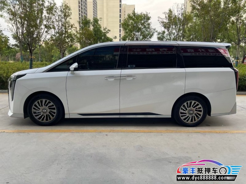 24年传祺M8轿车抵押车出售