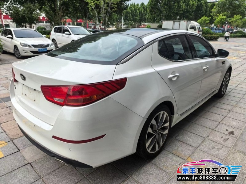 14年起亚K5轿车抵押车出售