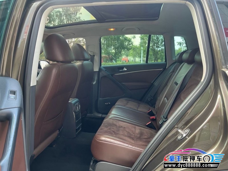 13年大众途观轿车抵押车出售