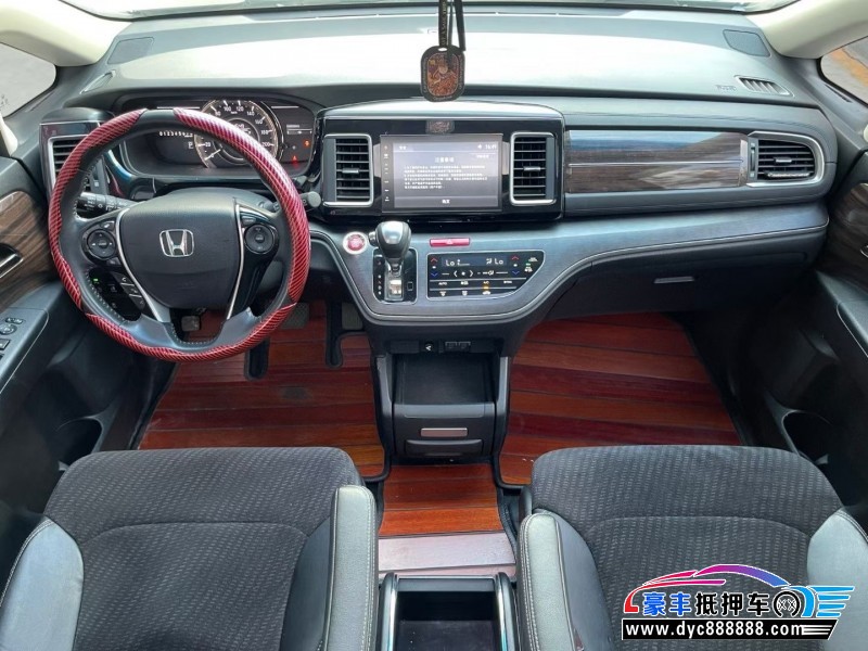 18年本田艾力绅轿车抵押车出售