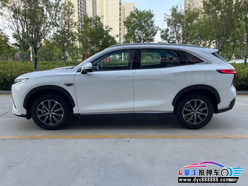 23年凯翼昆仑轿车抵押车出售