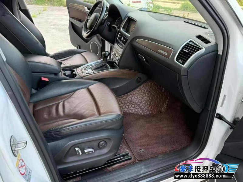 17年奥迪Q5轿车抵押车出售