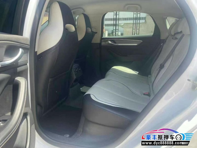 23年比亚迪驱逐舰轿车抵押车出售