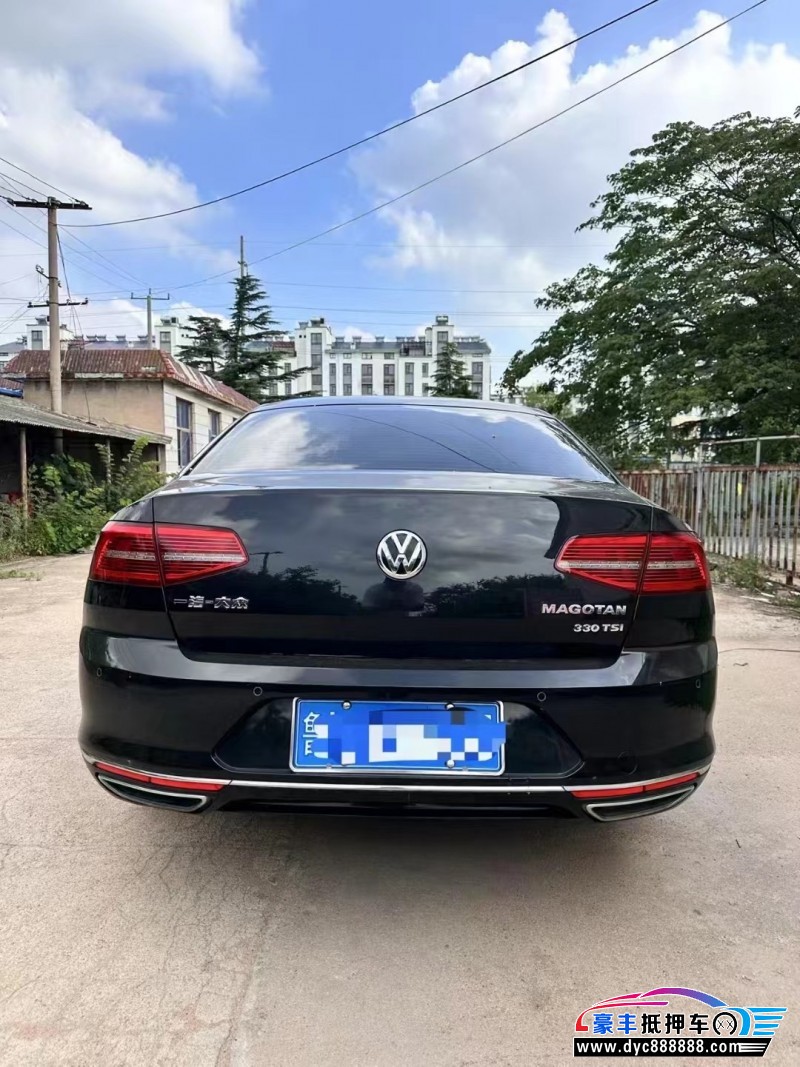 17年大众迈腾轿车抵押车出售