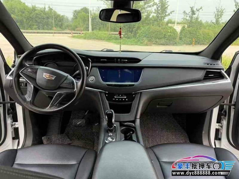 21年凯迪拉克XT5轿车抵押车出售