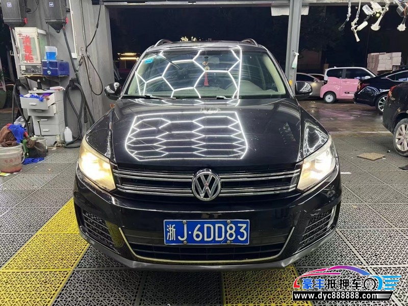 15年大众途观轿车抵押车出售