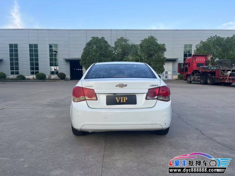 14年雪佛兰科鲁兹轿车抵押车出售