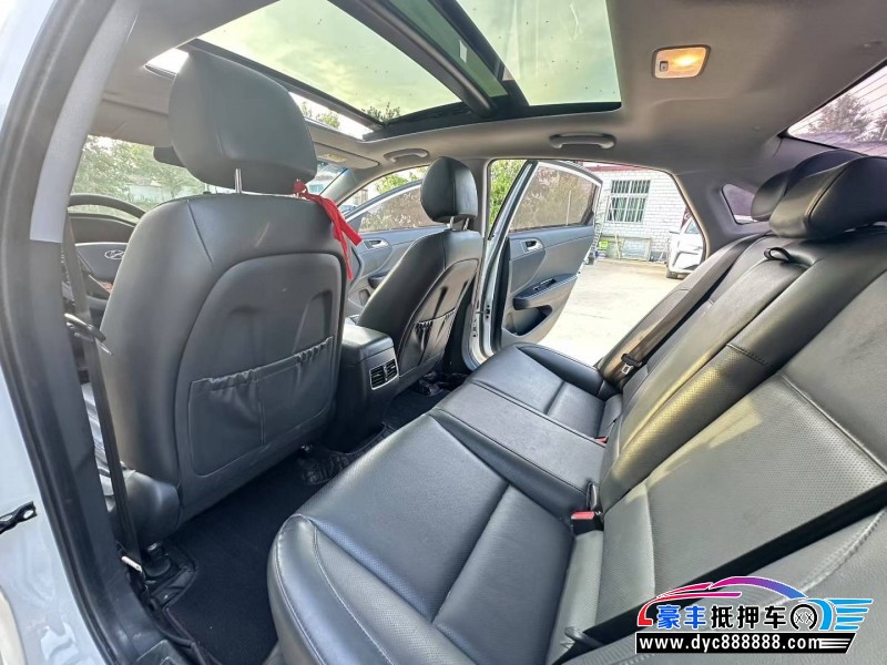 17年现代名图轿车抵押车出售