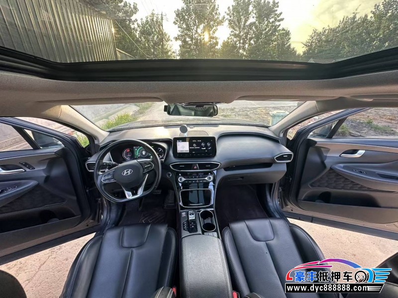 20年现代新胜达轿车抵押车出售