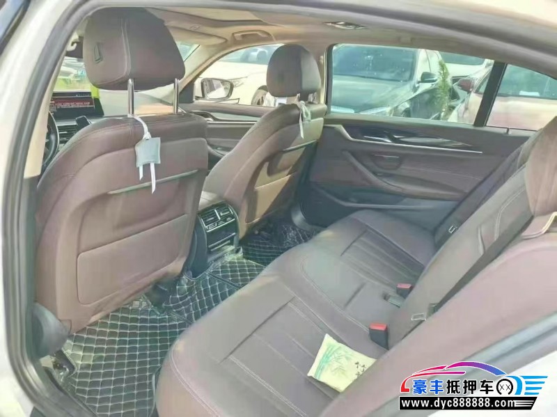 20年宝马5系轿车抵押车出售