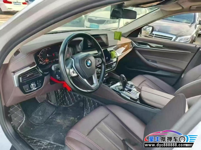 20年宝马5系轿车抵押车出售