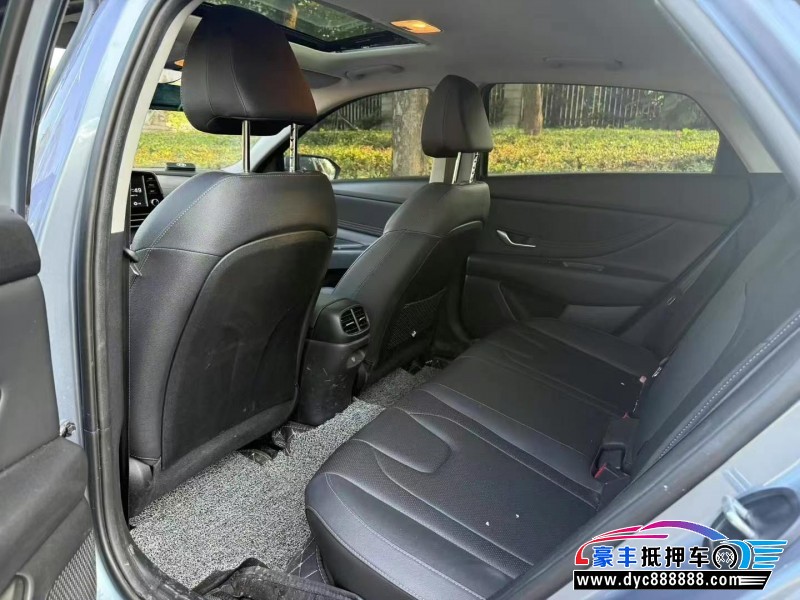 24年现代伊兰特轿车抵押车出售