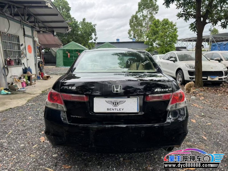 09年本田雅阁轿车抵押车出售