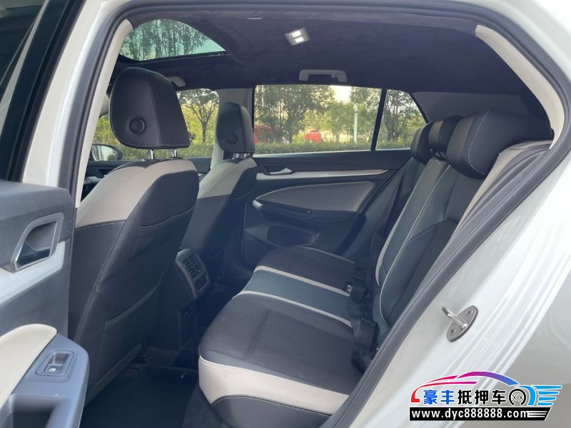 22年大众高尔夫轿车抵押车出售