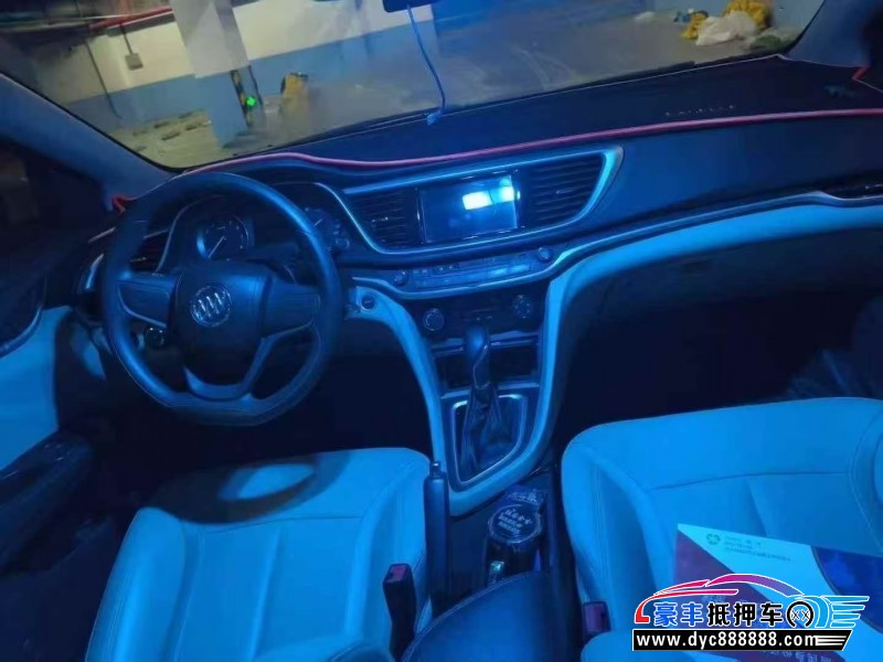 20年别克英朗轿车抵押车出售