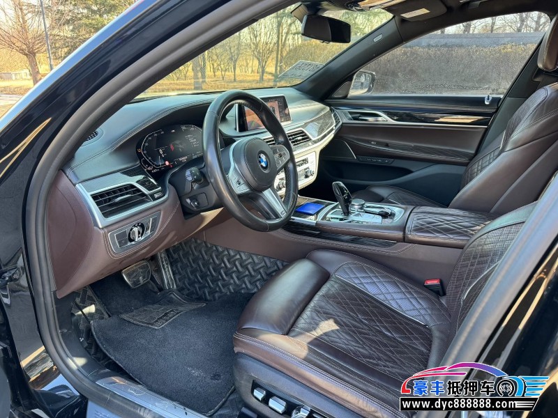 19年宝马7系轿车抵押车出售