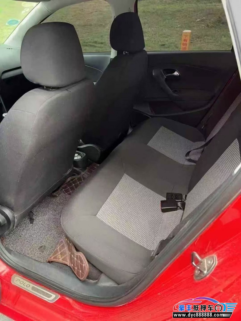 11年大众polo轿车抵押车出售