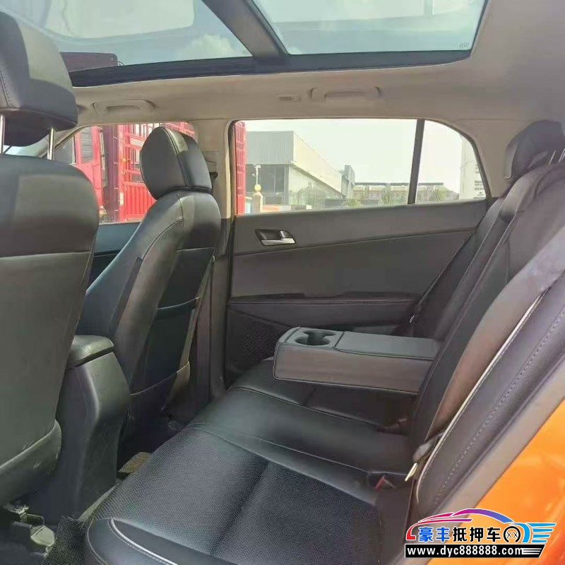 16年现代ix25轿车抵押车出售