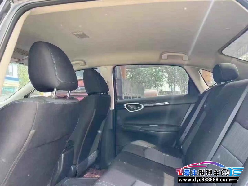 21年日产轩逸轿车抵押车出售