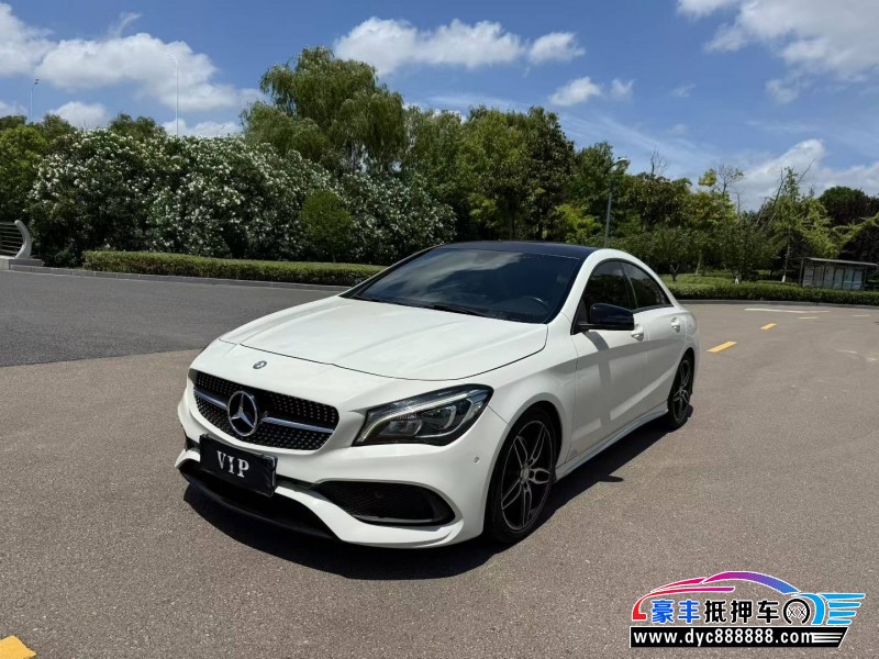 17年奔驰CLA轿车抵押车出售