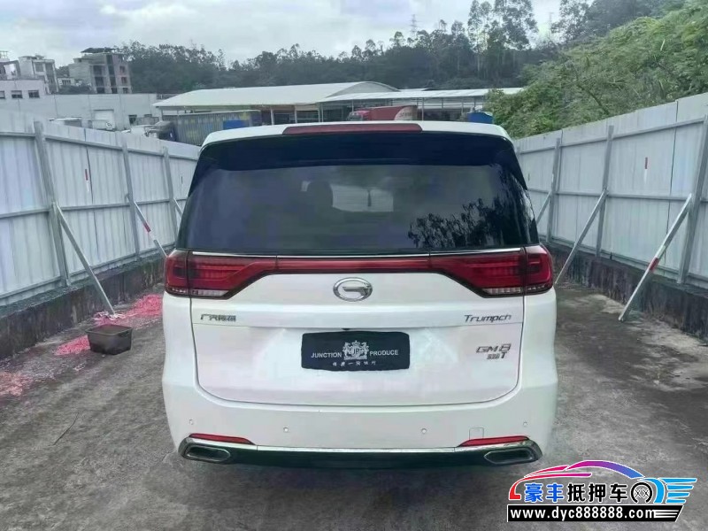 19年传祺M8轿车抵押车出售