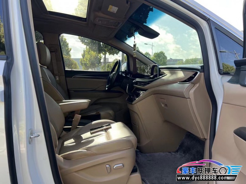 21年别克GL8轿车抵押车出售