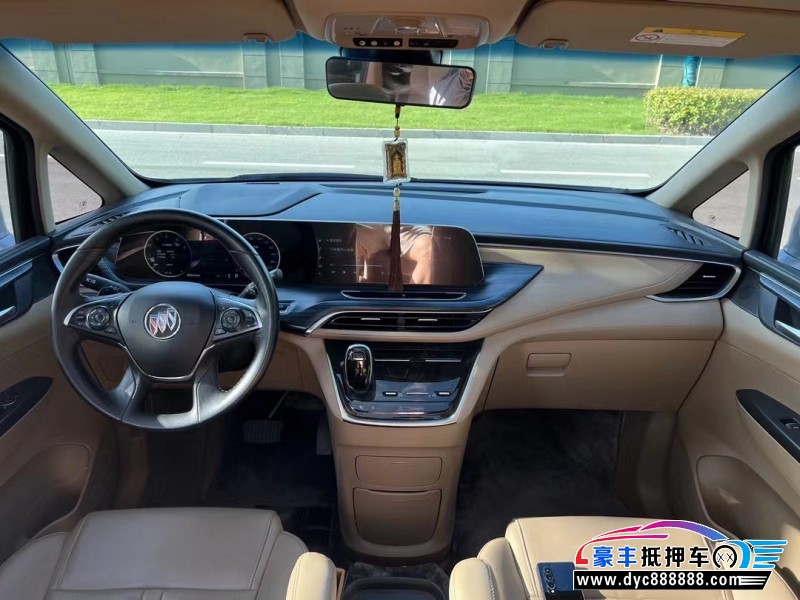 21年别克GL8轿车抵押车出售