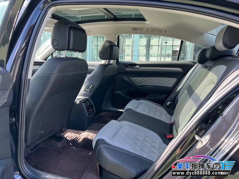 23年大众迈腾轿车抵押车出售