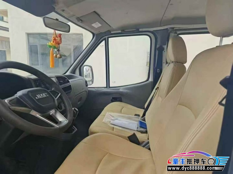 18年江铃特顺轿车抵押车出售