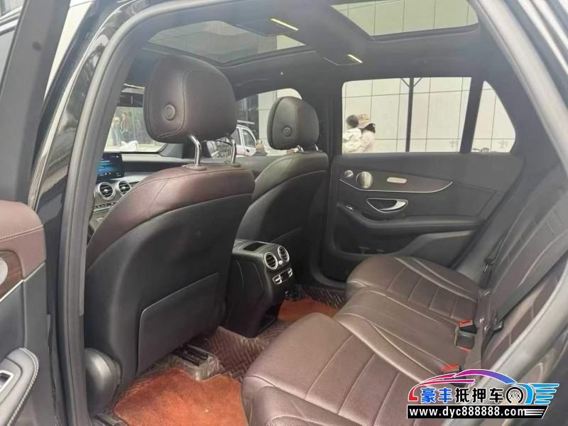 20年奔驰GLC轿车抵押车出售