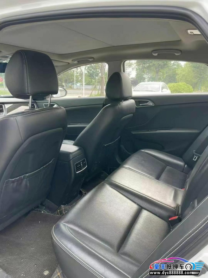 17年现代名图轿车抵押车出售