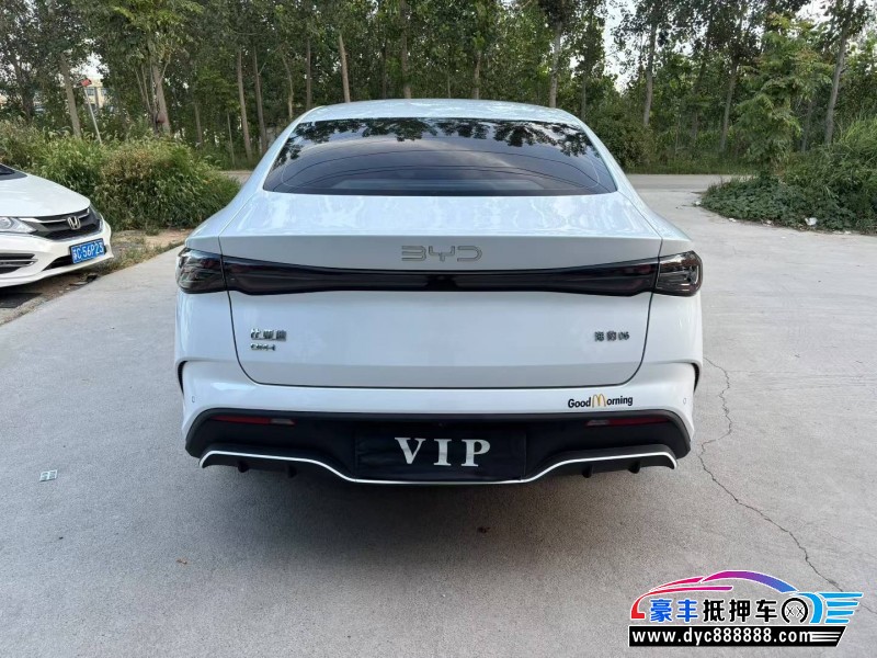 25年比亚迪海豹轿车抵押车出售