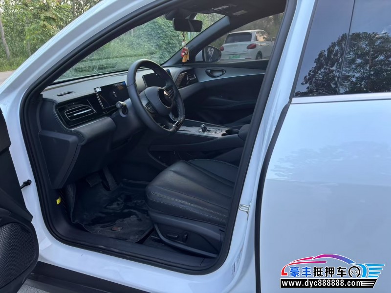 25年比亚迪海豹轿车抵押车出售