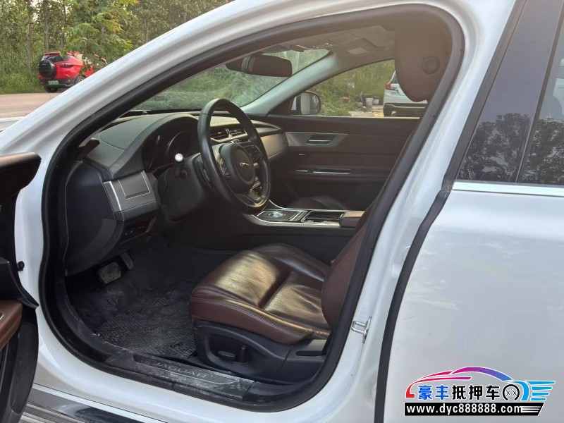17年捷豹XFL轿车抵押车出售