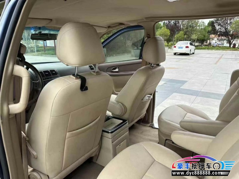 14年别克GL8轿车抵押车出售