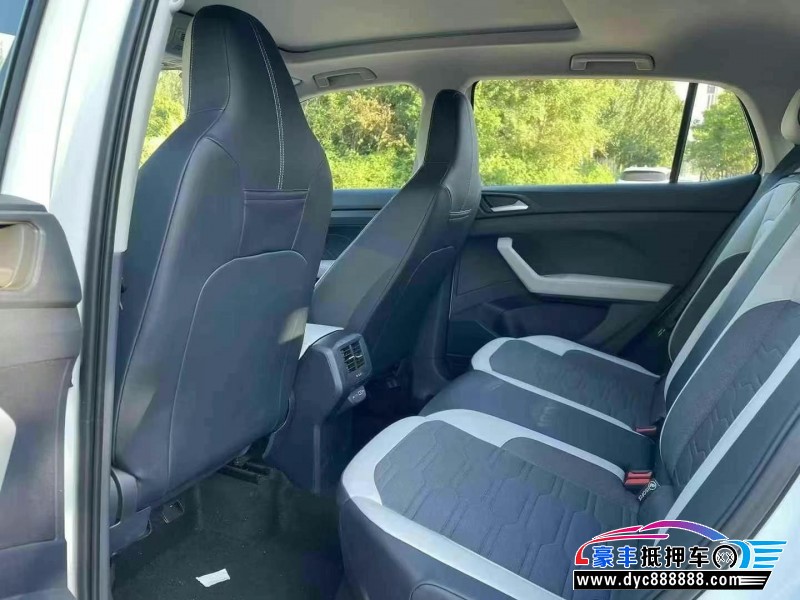 25年大众途岳轿车抵押车出售