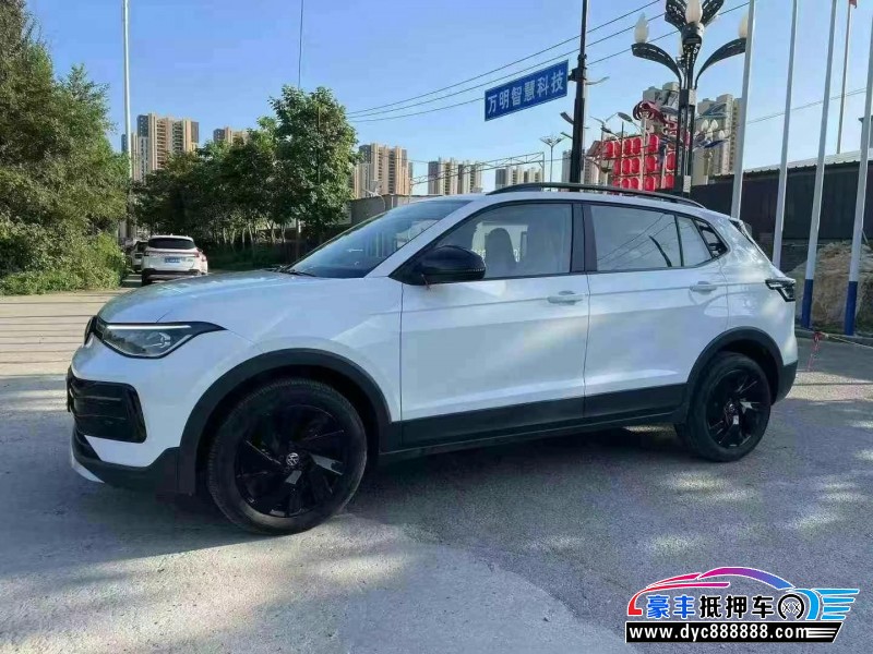 25年大众途岳轿车抵押车出售