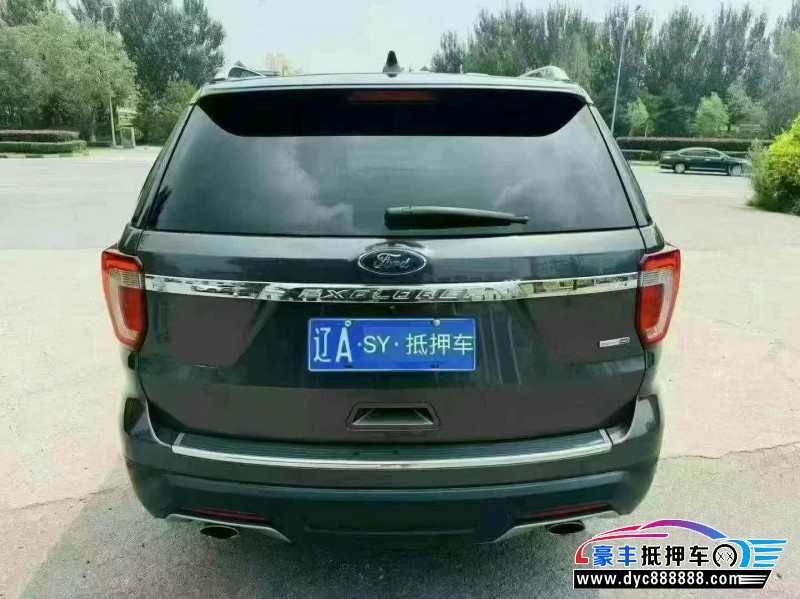 19年福特探险者轿车抵押车出售