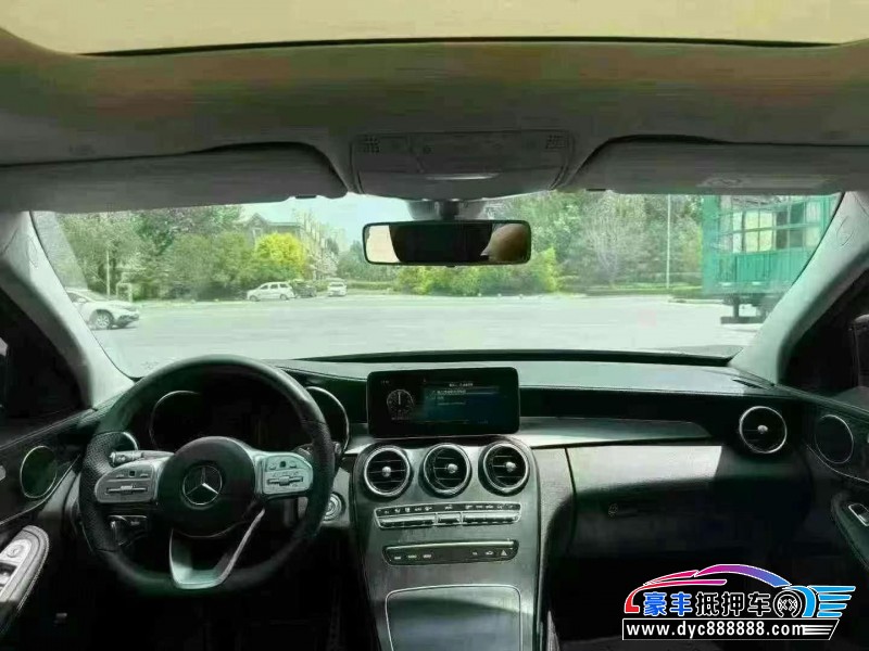 20年奔驰C轿车抵押车出售