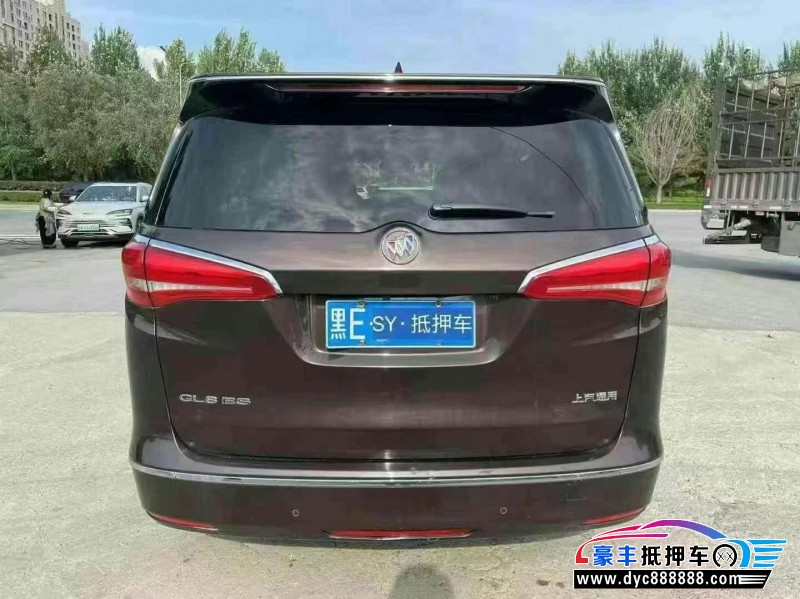 17年别克GL8轿车抵押车出售