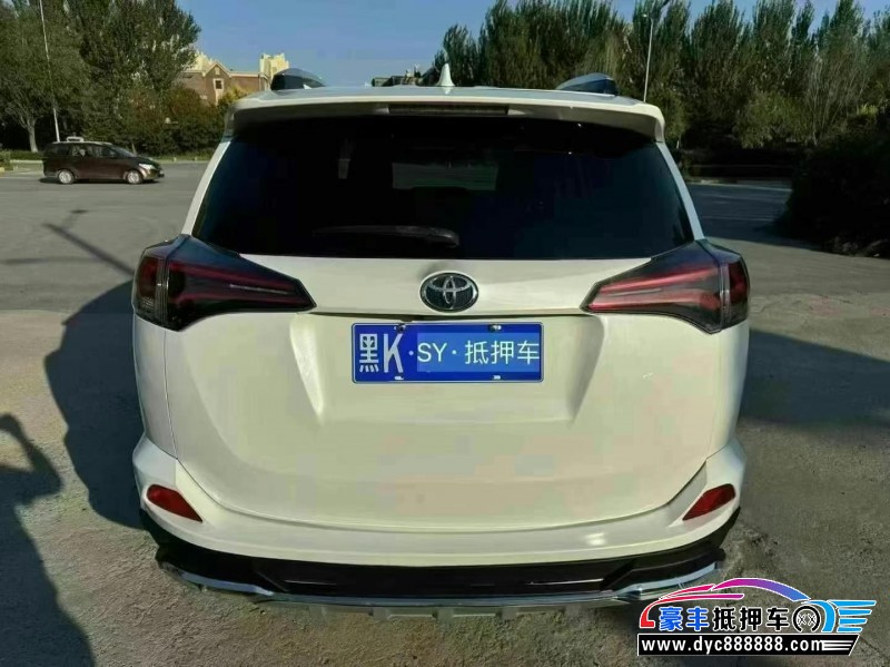 19年丰田RAV4轿车抵押车出售