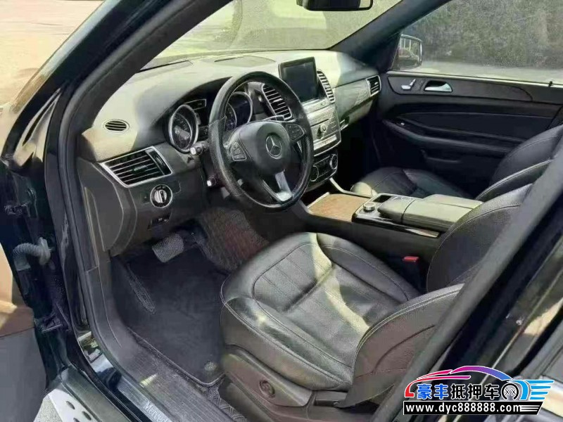 17年奔驰GLE轿车抵押车出售