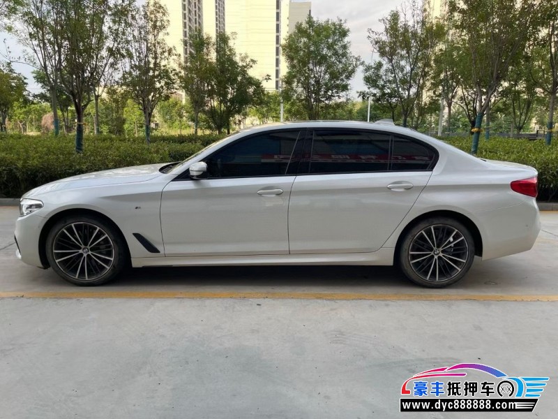 20年宝马5系轿车抵押车出售