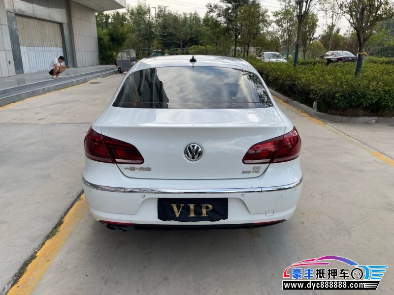 17年大众CC轿车抵押车出售