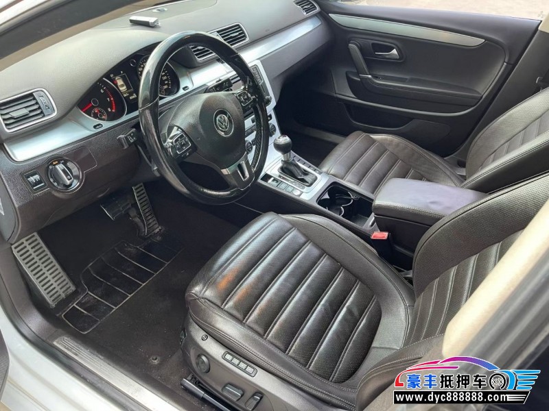 17年大众CC轿车抵押车出售