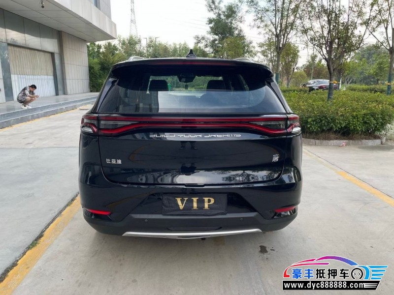 20年比亚迪唐轿车抵押车出售