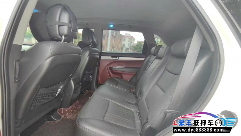 14年起亚索兰托轿车抵押车出售