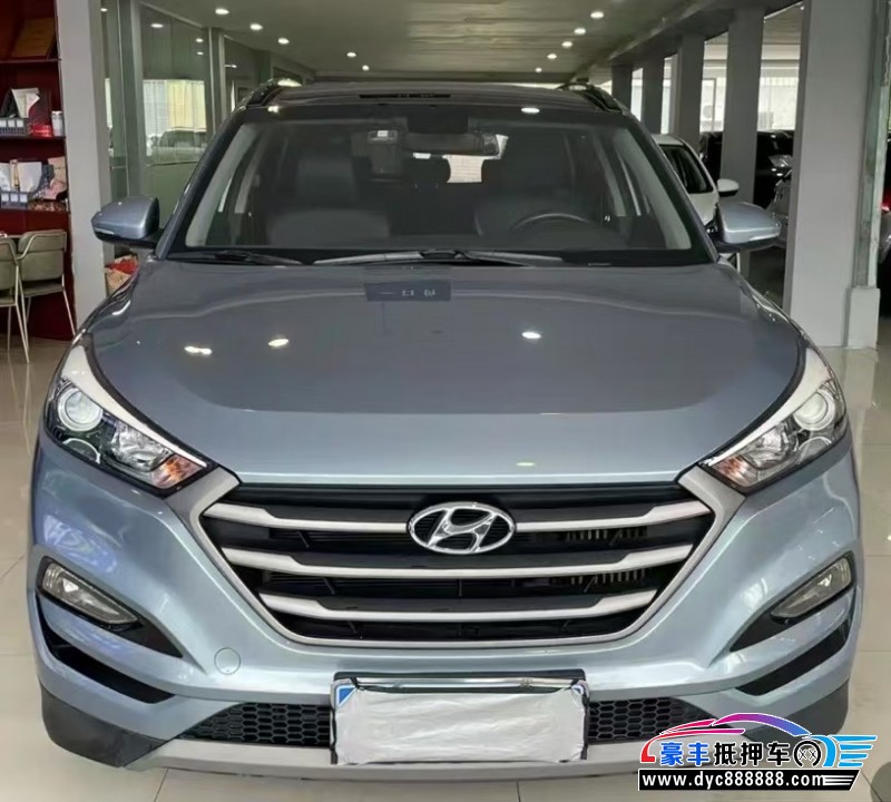 16年现代途胜轿车抵押车出售