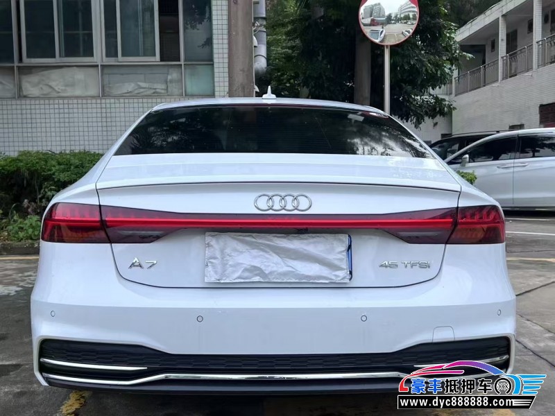 23年奥迪A7轿车抵押车出售