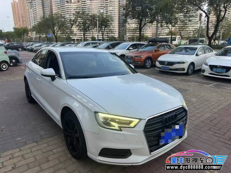 18年奥迪A3轿车抵押车出售